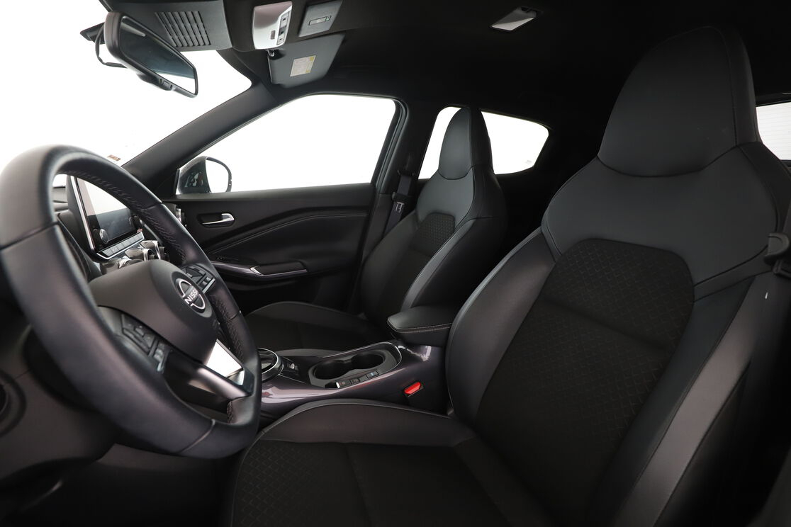 Nissan Juke 1.6 Hybrid N-Connecta — photo 9