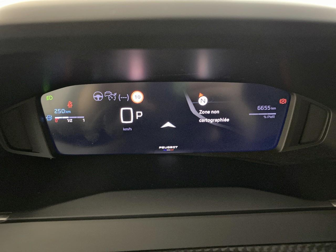 Peugeot 2008 hybrid 145 ch e-dcs6 allure — photo 13