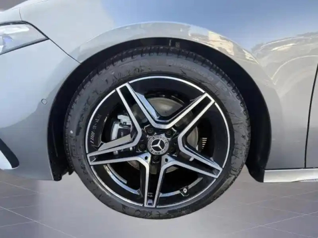 Mercedes Classe A 200 d star edition — photo 29
