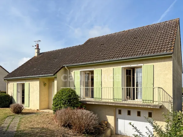 Maison à vendre vieux bourg ALLONNES (72) maison sur sous sol 3 chambres