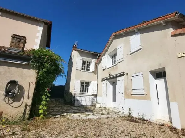 Jolie maison centre bourg