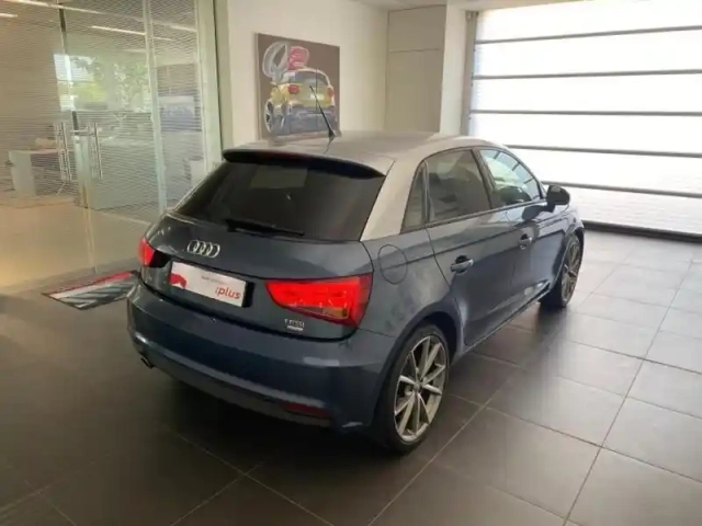 Audi A1 sportback 25 tfsi 95ch business line — photo 7