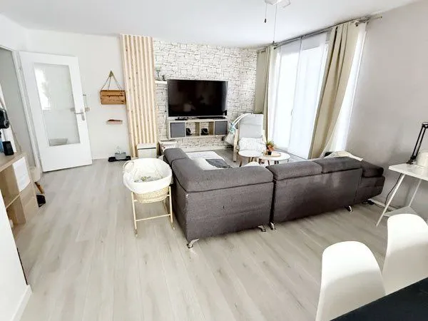 Appartement 4 pièces 93m2 + Terrasse 30m2