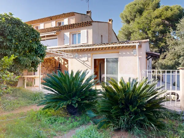 Maison 6 pièces 176 m²