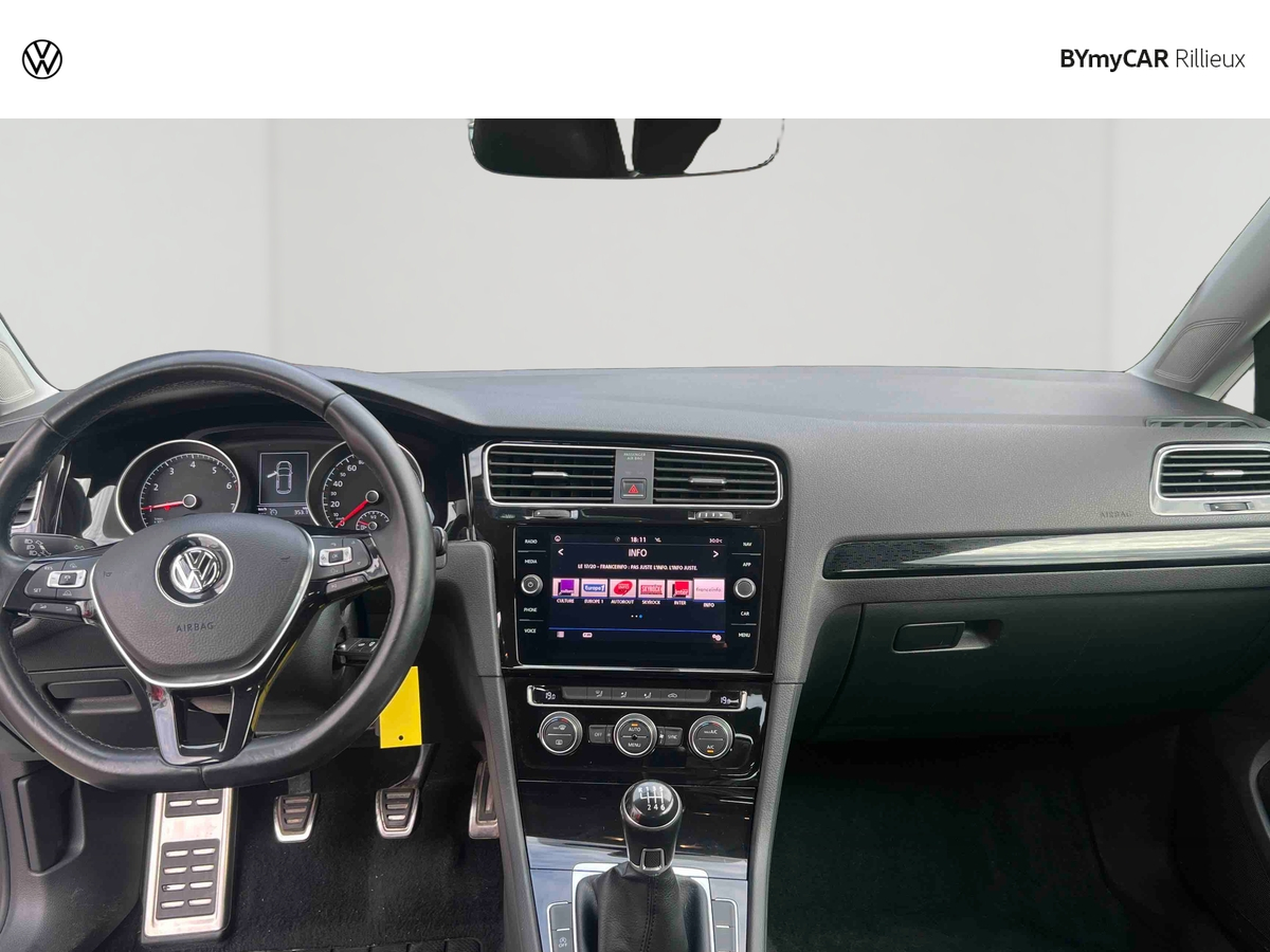 Volkswagen Golf 1.0 TSI 110 — photo 9