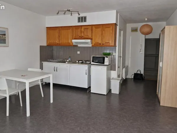 Studio 1 pièce 31 m²