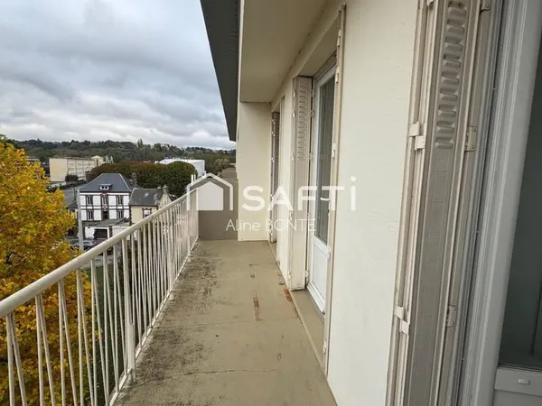 Appartement F4 avec parking et cave