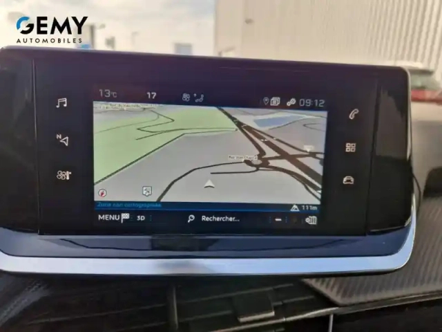 Peugeot 2008 puretech 130 s&amp;s bvm6 — photo 16