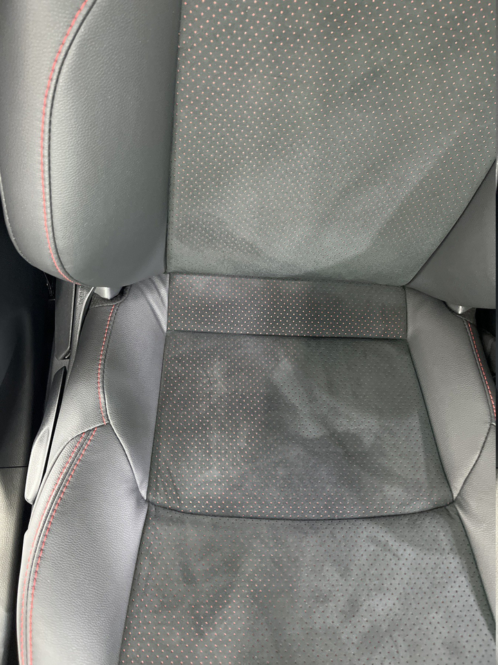 Toyota Yaris 4 — photo 34