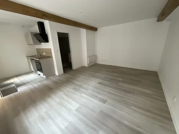 A LOUER - Quartier Arènes - T1 NEUF