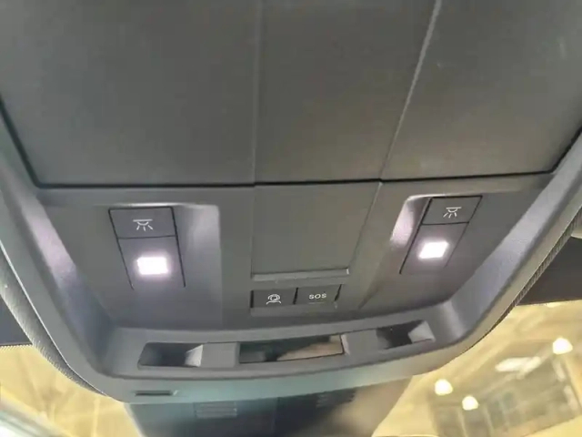 Peugeot 5008 hybrid 145 e-dcs6 — photo 38