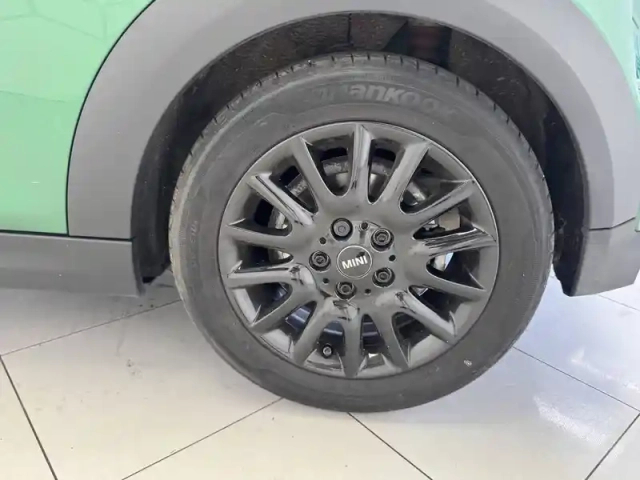 Mini Mini hatch 3 portes cooper 136 ch dkg7 — photo 9