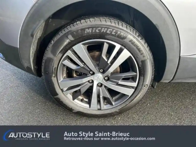 Peugeot 3008 1.5 bluehdi 130ch s&amp;s allure pack — photo 15