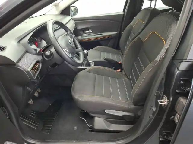 Dacia Sandero tce 90 - 22 — photo 25