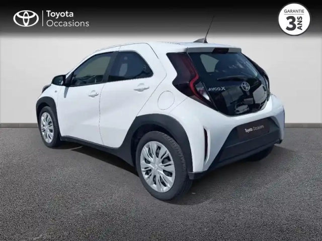 Toyota Aygo X 1.0 vvt-i 72ch dynamic — photo 2