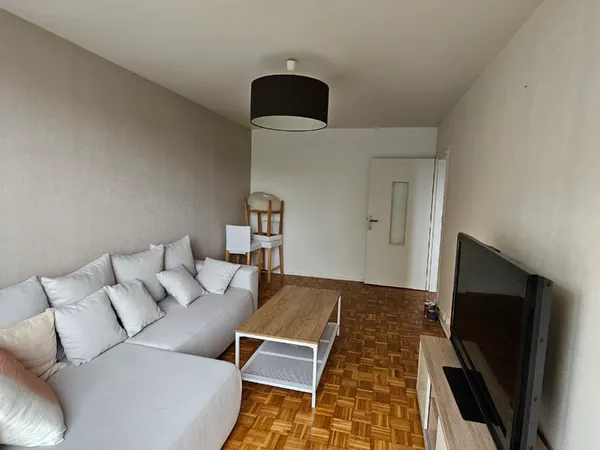 Propose colocation 4 pièces-Saint Cyr L'école proche gare à pied