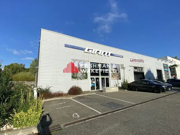 LOCAL COMMERCIAL à louer