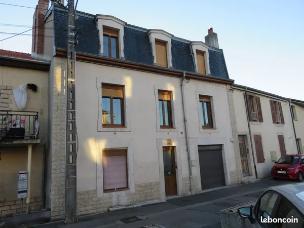 Immeuble 13 pièces 253 m²