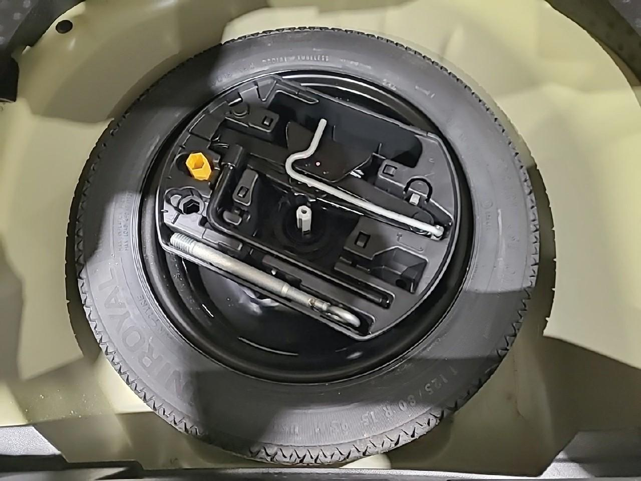 Peugeot 208 — photo 24