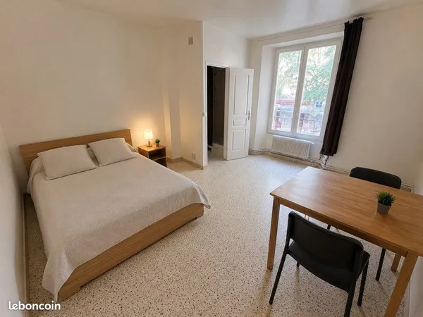 Chambre double meublée au mois Paris 15 eme