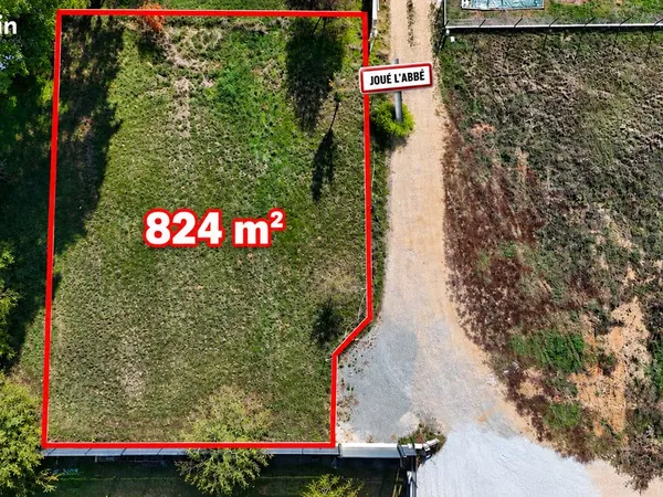 Terrain 824 m² Joué-l'Abbé