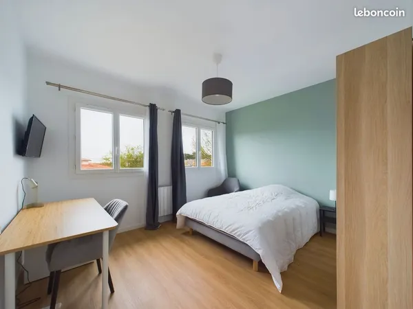 Chambre 12m² maison jardin tram
