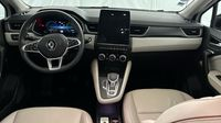 Renault Captur 1.6 E-Tech hybride 145ch Iconic — photo 11