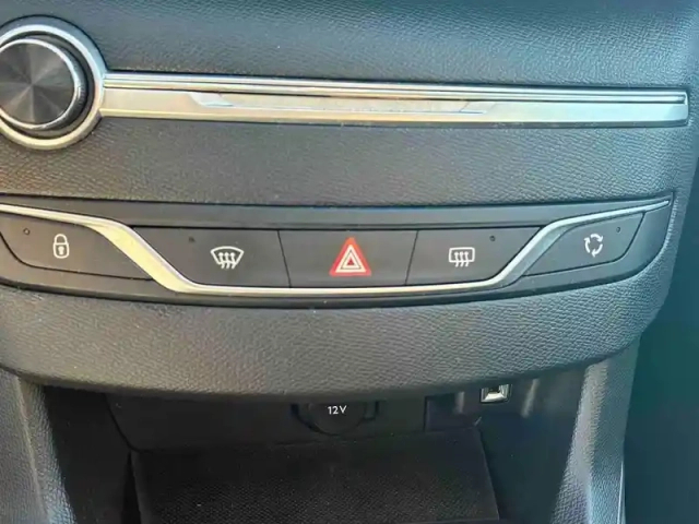 Peugeot 308 1.2 puretech 130ch s&amp;s allure eat8 — photo 14
