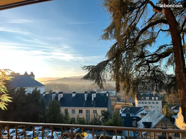 Appartement 120 m2 centre Pau vue Pyrénées
