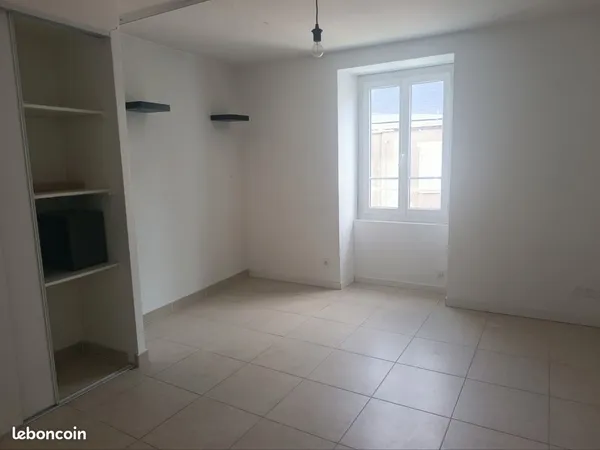 Studio Lumineux avec terrasse Malesherbes
