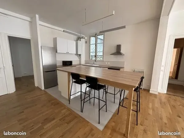 Appartement T4 centre ville de TROYES