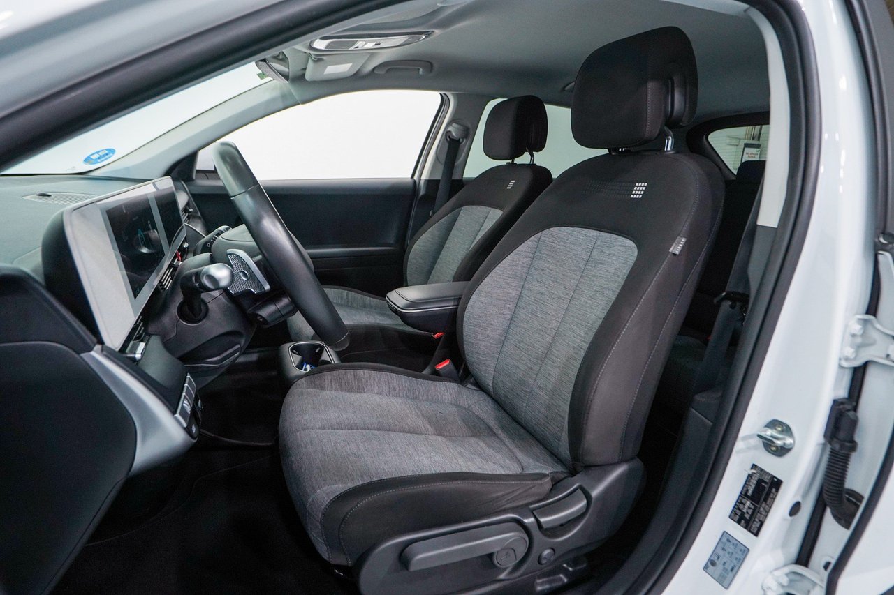 Hyundai Ioniq 5 — photo 13