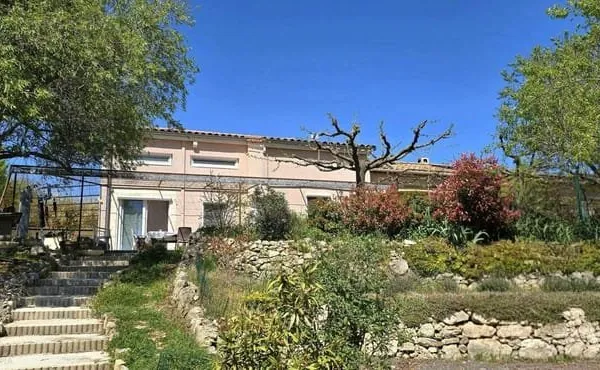 Maison 5 pièces 142 m²