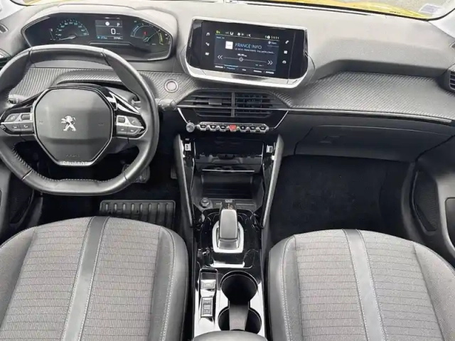 Peugeot 208 electrique 50 kwh 136ch — photo 8