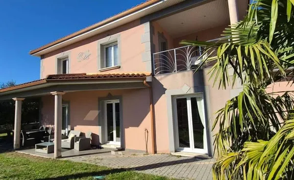 Maison 5 pièces 135 m²