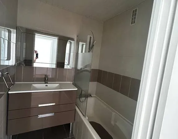 Appartement 6 pièces 99 m²