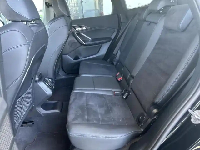 Bmw X1 sdrive18d 150ch m sport — photo 17