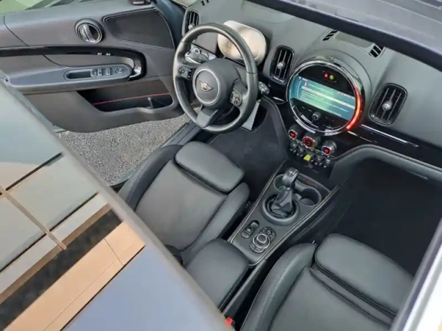 Mini Countryman cooper s e yours all4 — photo 38