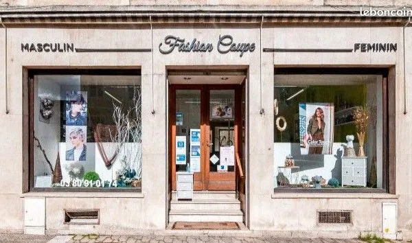 Local Commercial Idéalement Situé - Centre-Ville de Châtillon-sur-Seine