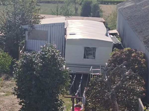 Vends Mobil-home Willerby Europeen 26x10 (1997) + Auvent + Terrasse + Chauffe-eau Ariston