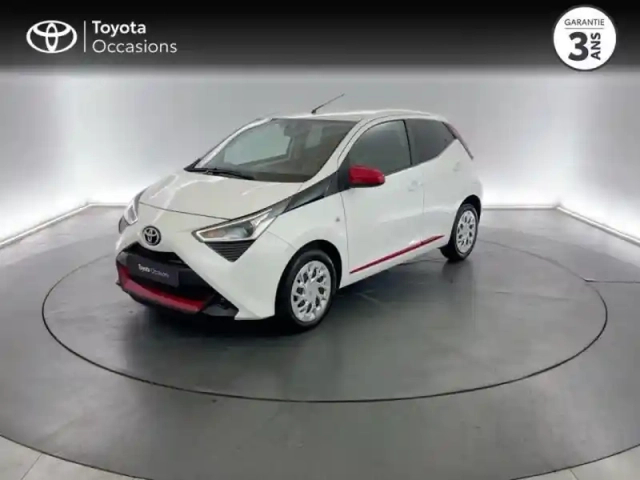 Toyota Aygo 1.0 vvt-i 72ch x-look x-shift 5p my21 — photo 1