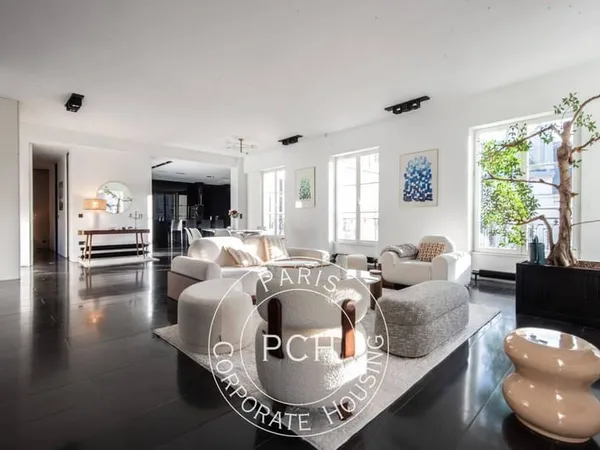 Appartement 4 pièces 160 m²