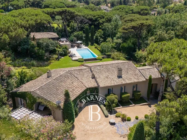 SAINT-TROPEZ - 6 CHAMBRES - PISCINE