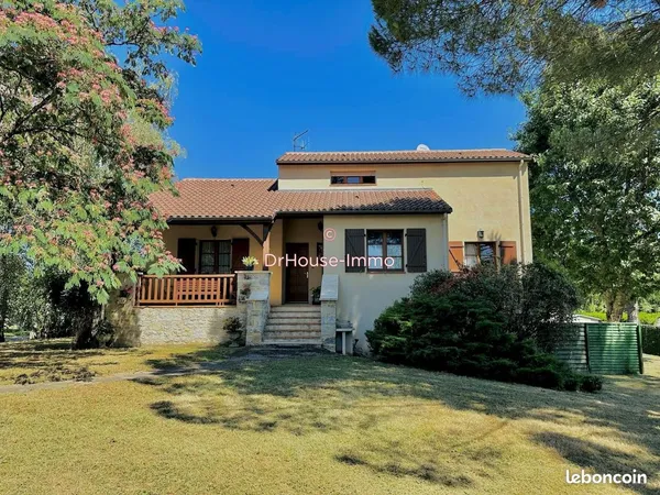 Maison 7 pièces 140 m²