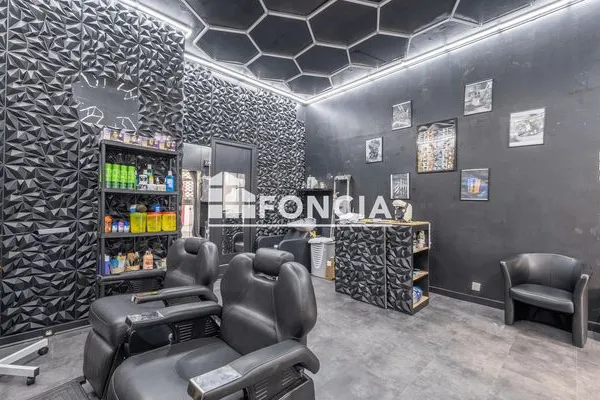 Local commercial 28 m²