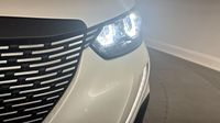 Peugeot 2008 1.5 BlueHDi 130ch S&S Allure Pack EAT8 — photo 17