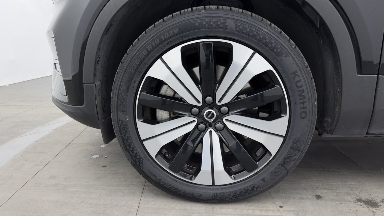 Volvo XC40 T5 Recharge 180+82 ch DCT7 — photo 9