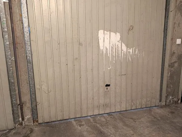 A louer garage fermé