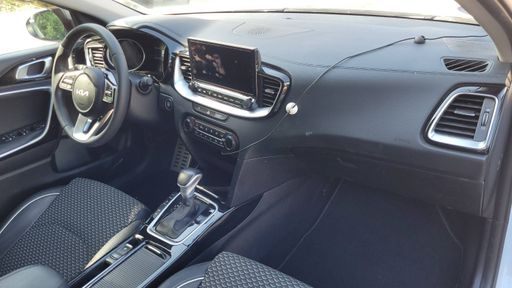 Kia XCeed 1.5 T-GDI 140 DCT7 - Active – 2024 – 37649 km – Essence – Boîte Automatique — photo 27