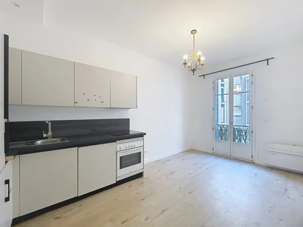 Appartement 3 pièces à Nice, 44 m², climatisé, sans ascenseur